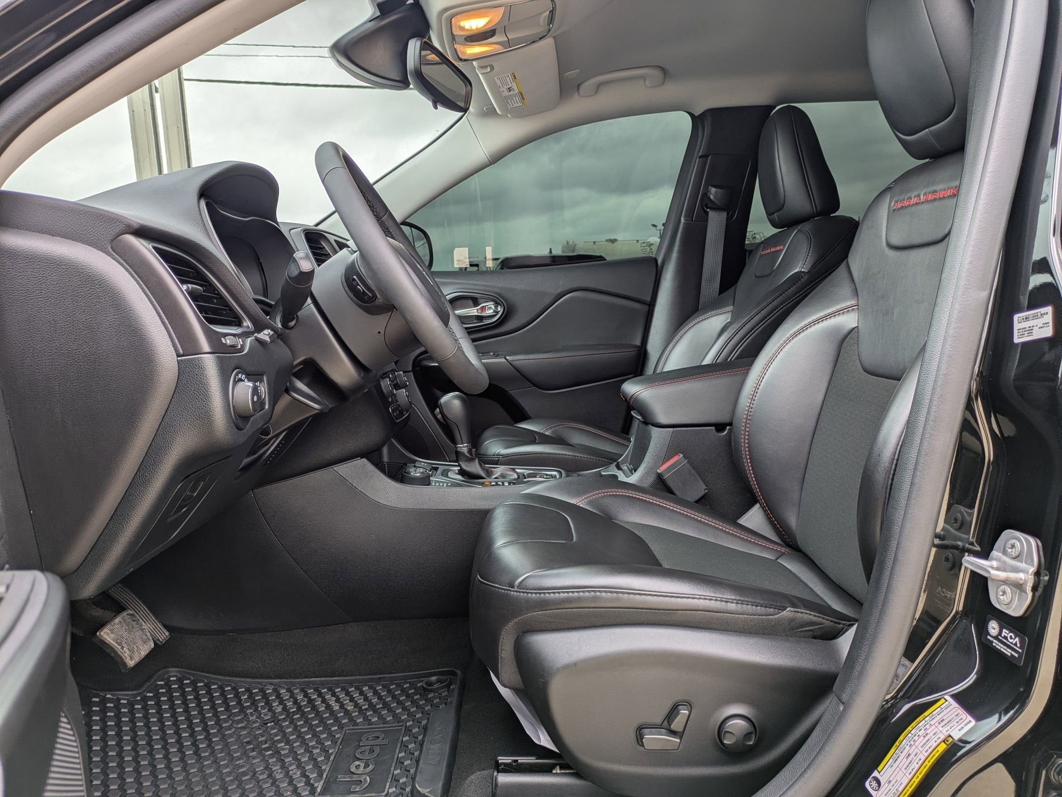 2022 Jeep Cherokee Trailhawk