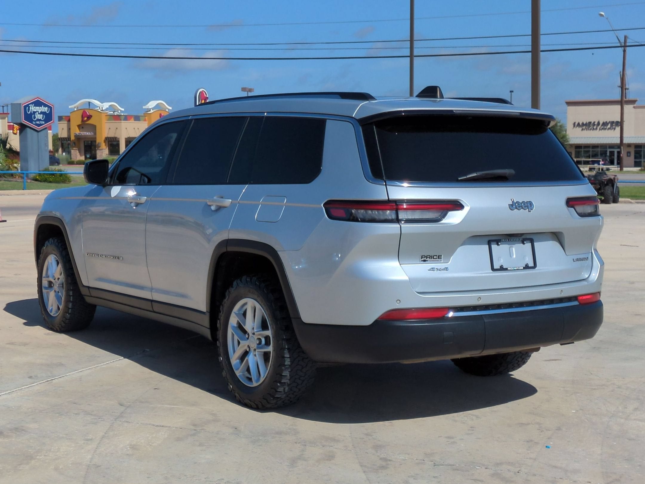 2023 Jeep Grand Cherokee L Laredo