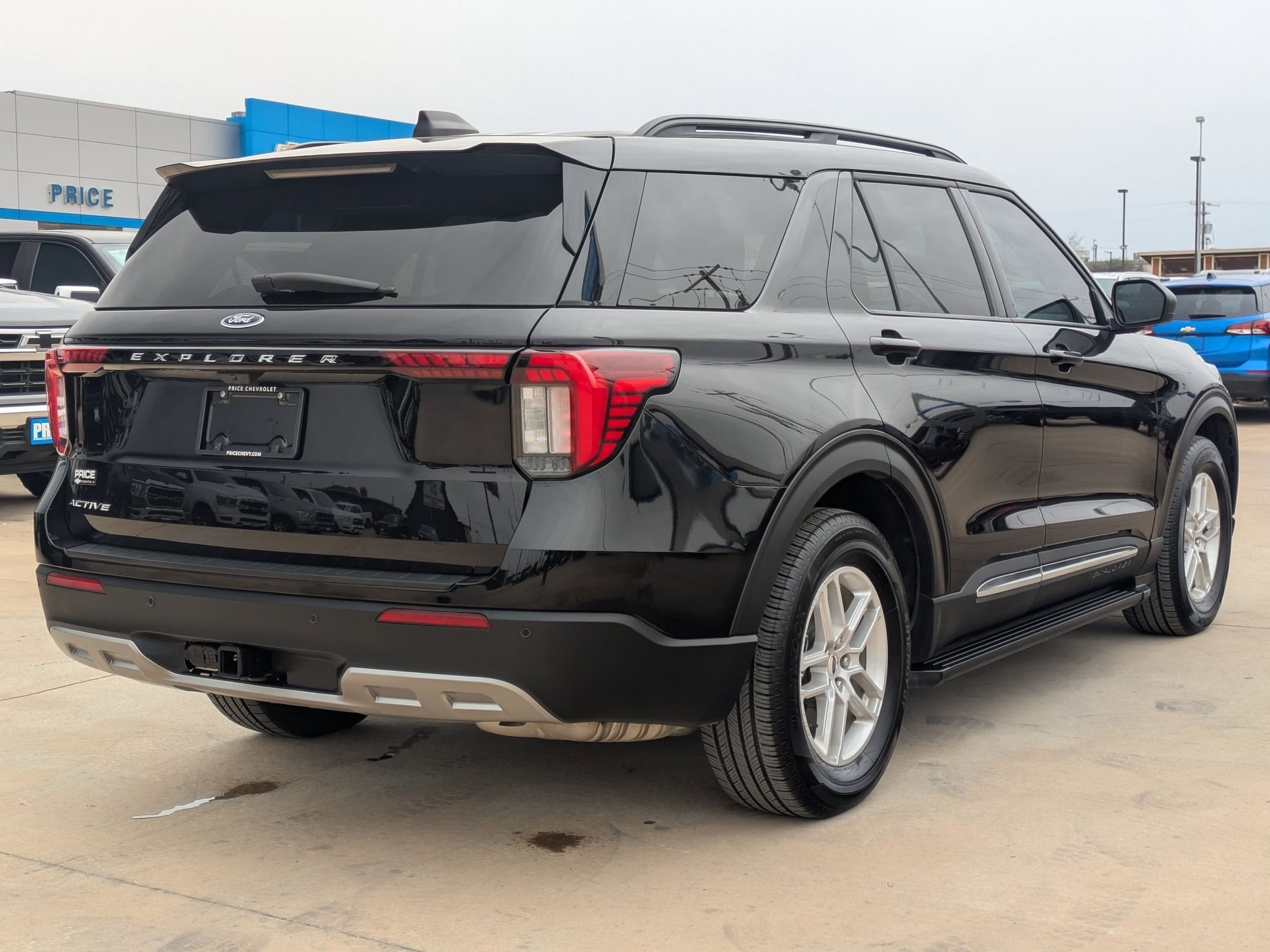 2025 Ford Explorer Active