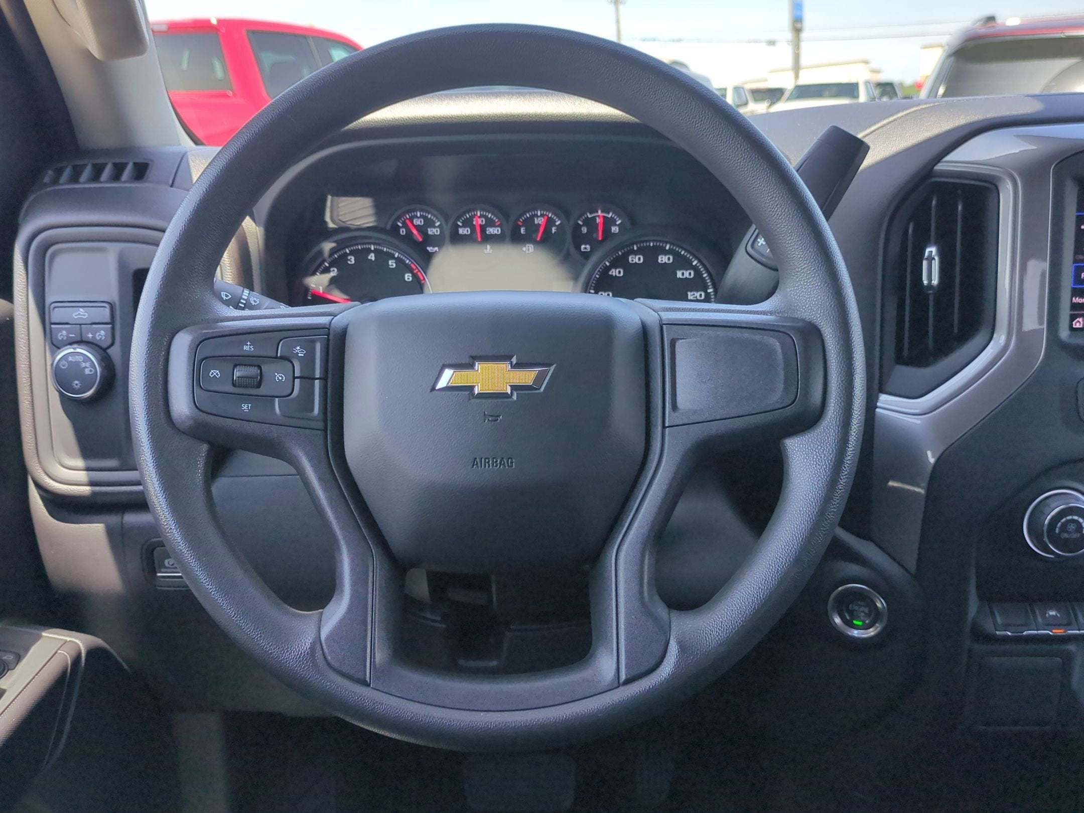 2024 Chevrolet Silverado 1500 Custom