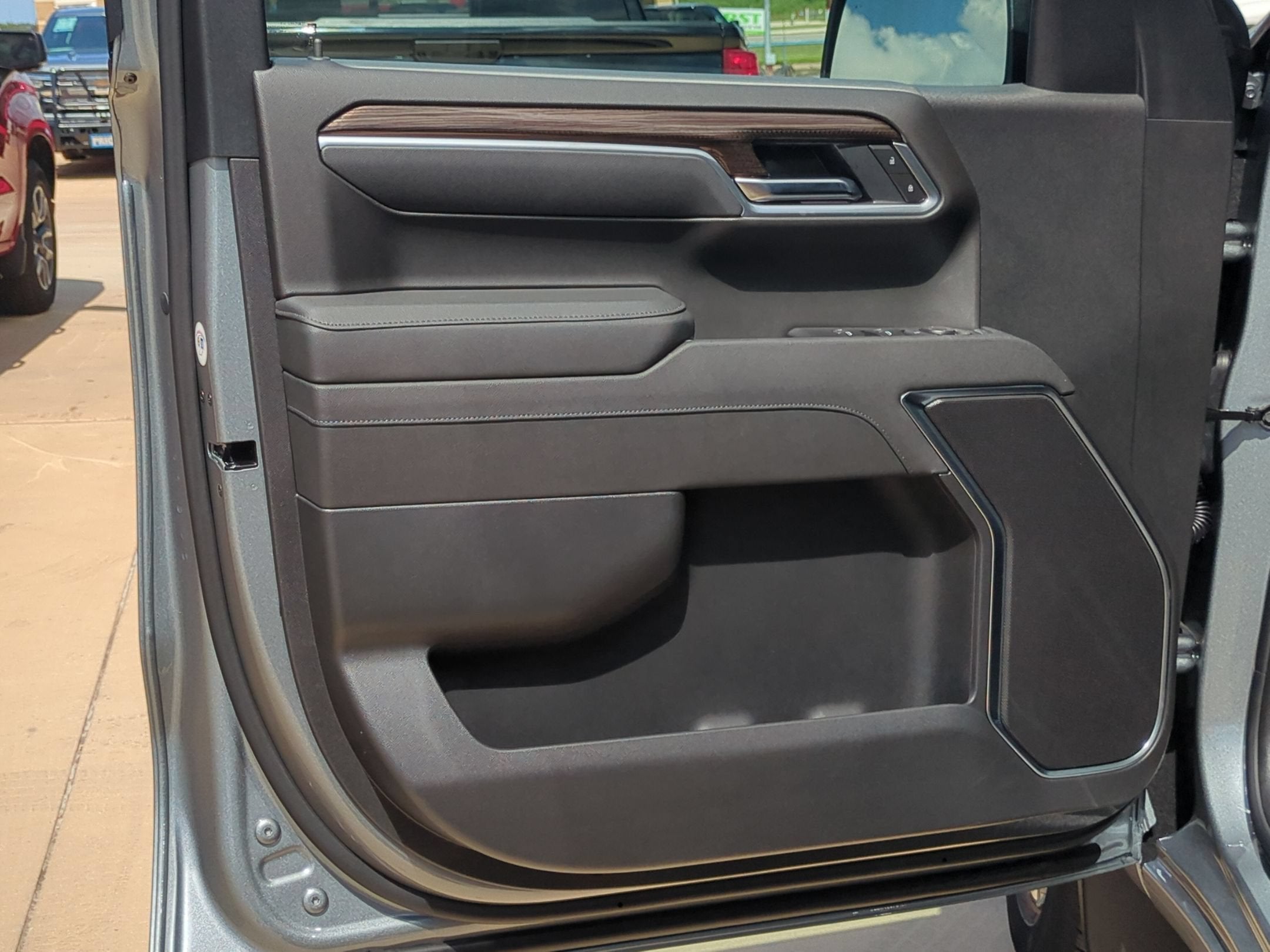 2026 Chevrolet Silverado 1500 LT - Photo 11