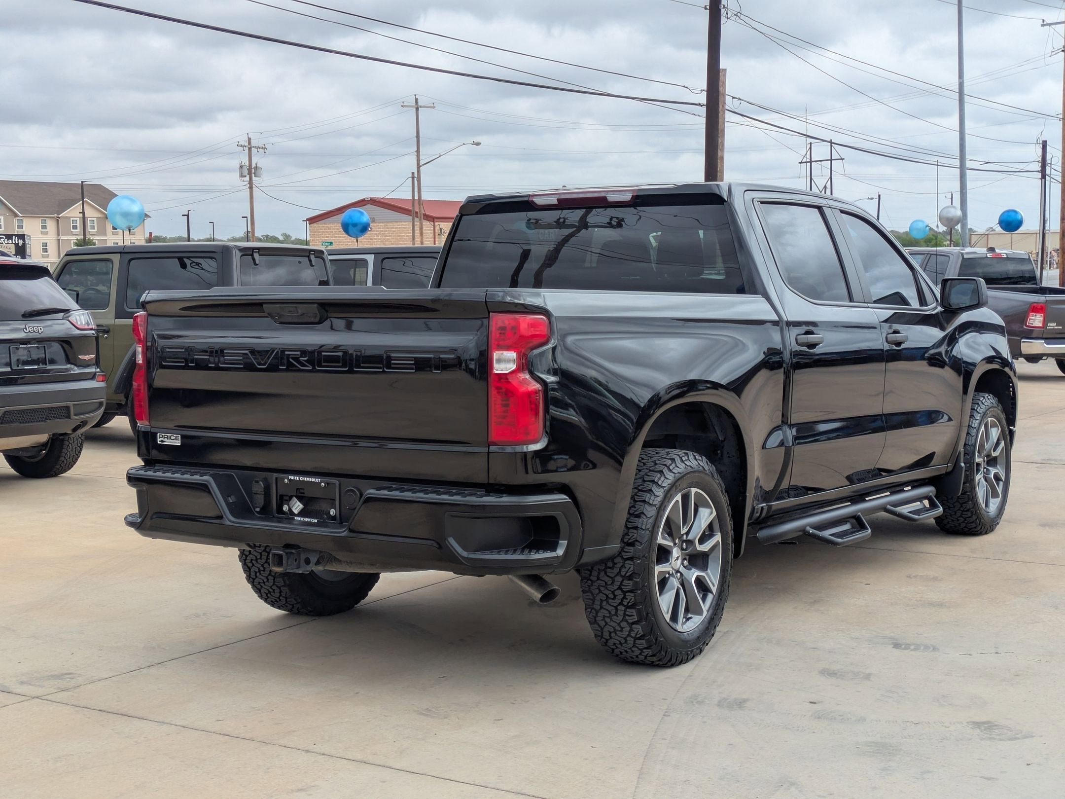 2023 Chevrolet Silverado 1500 Custom