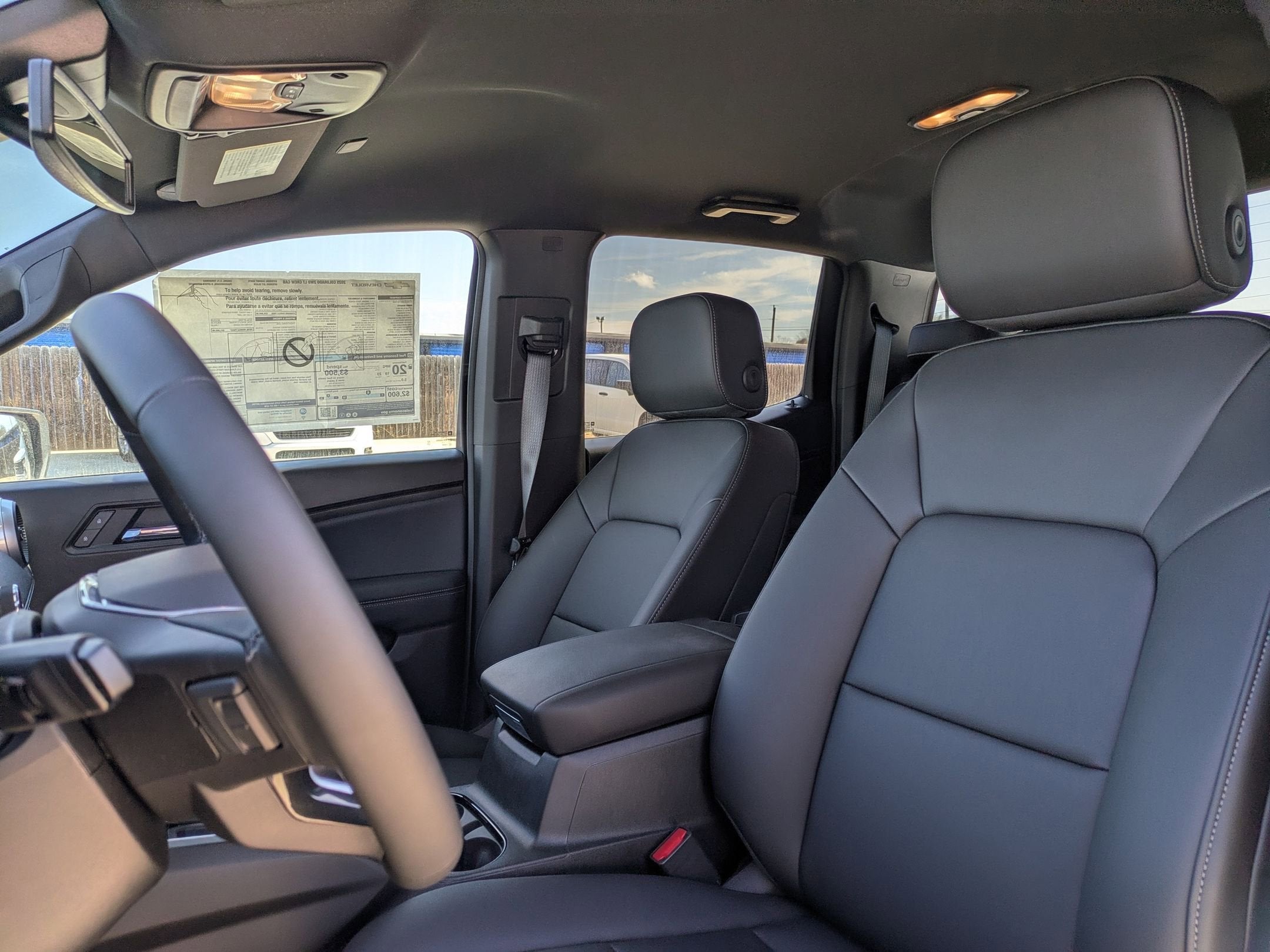 2025 Chevrolet Colorado WT/LT