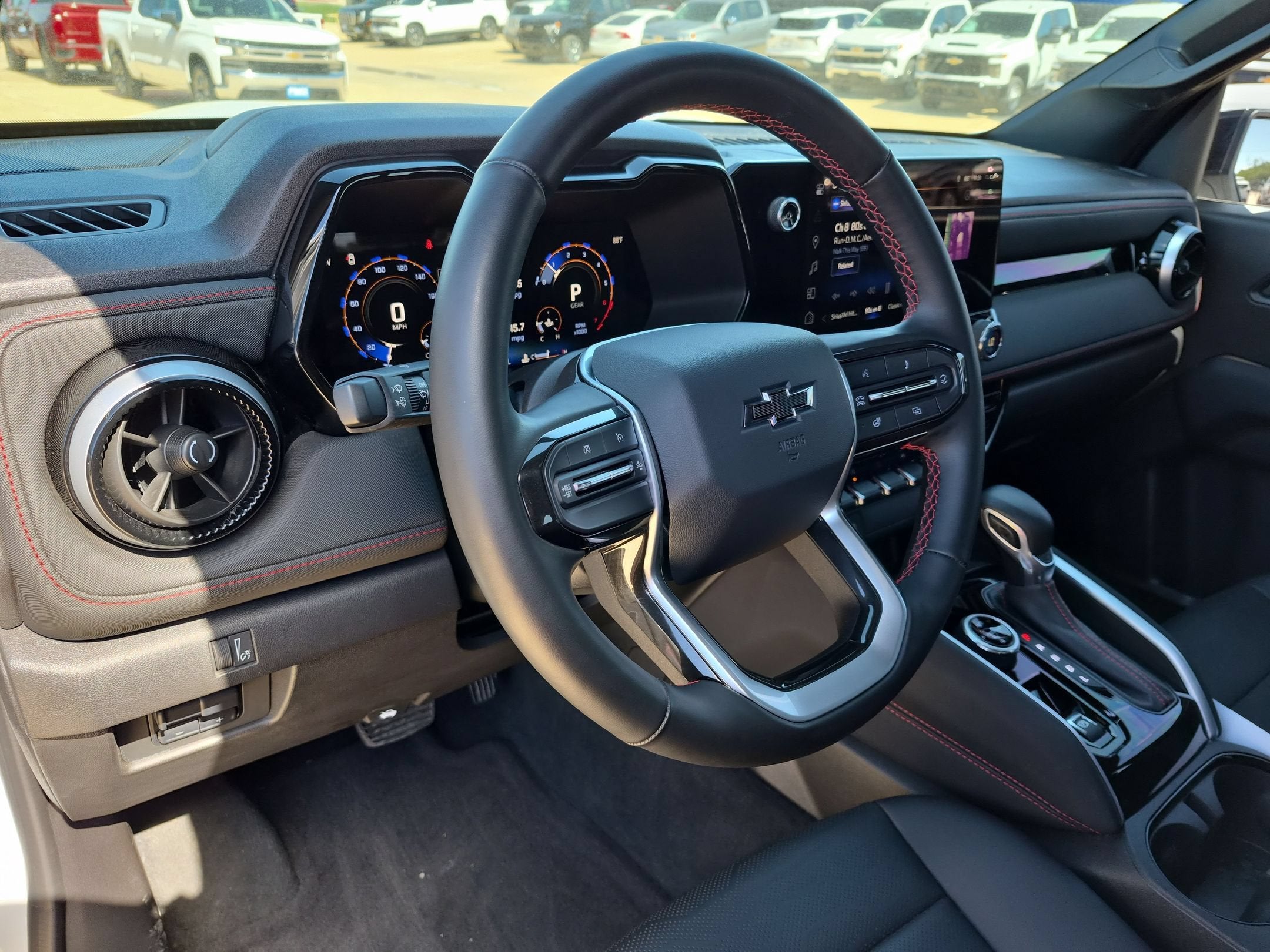 2024 Chevrolet Colorado Z71 - Photo 10