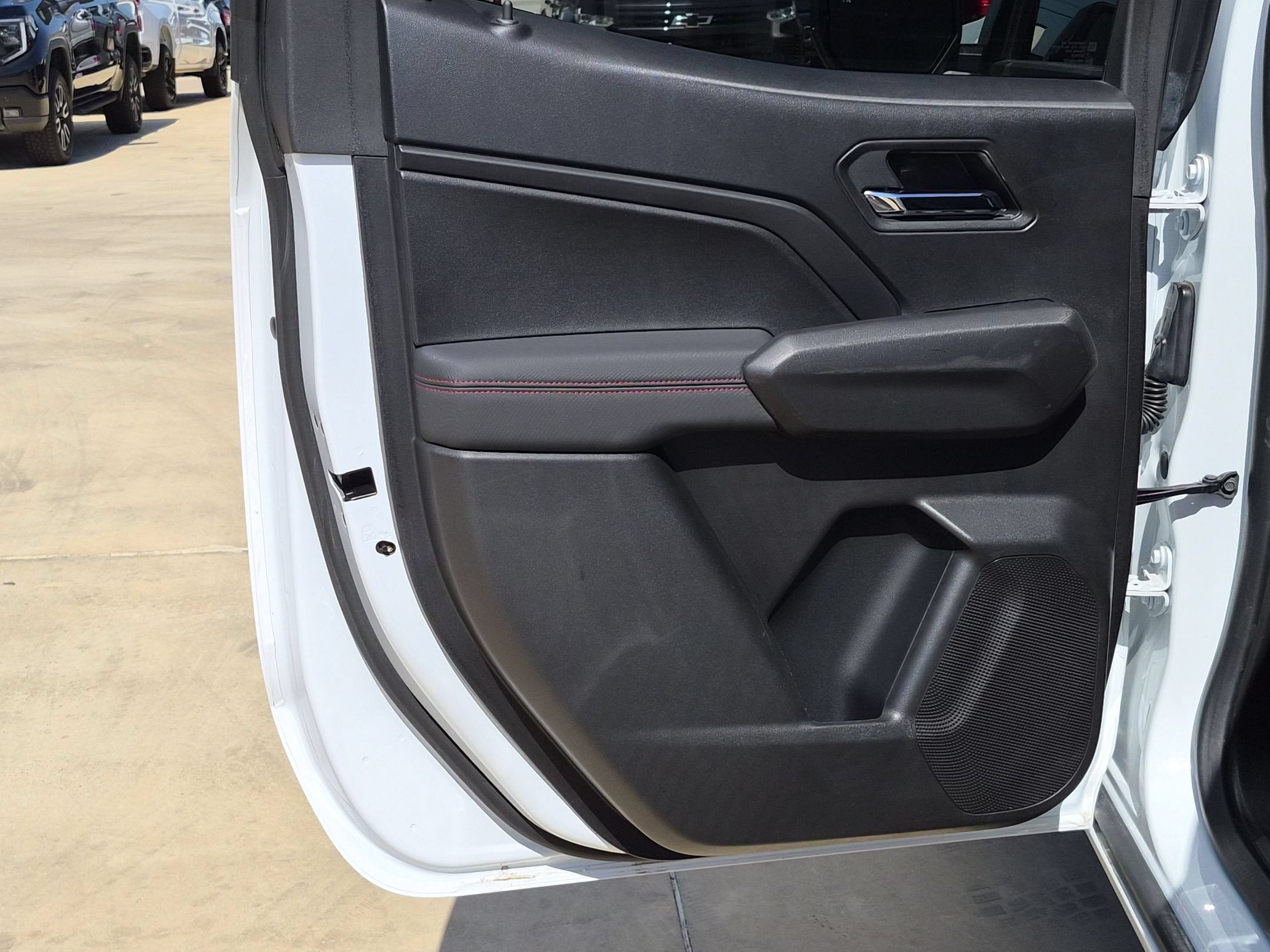 2024 Chevrolet Colorado Z71 - Photo 15
