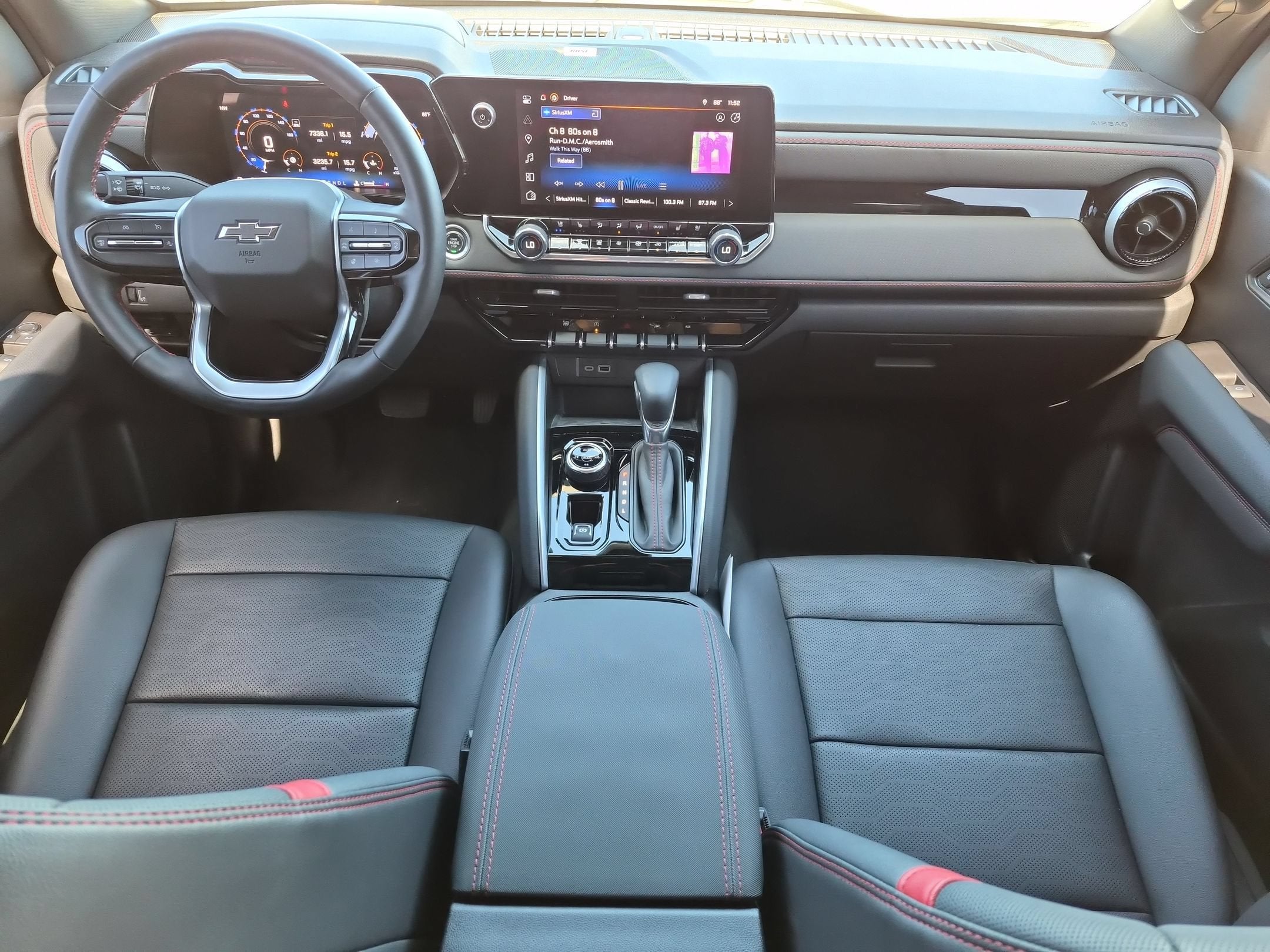 2024 Chevrolet Colorado Z71 - Photo 16