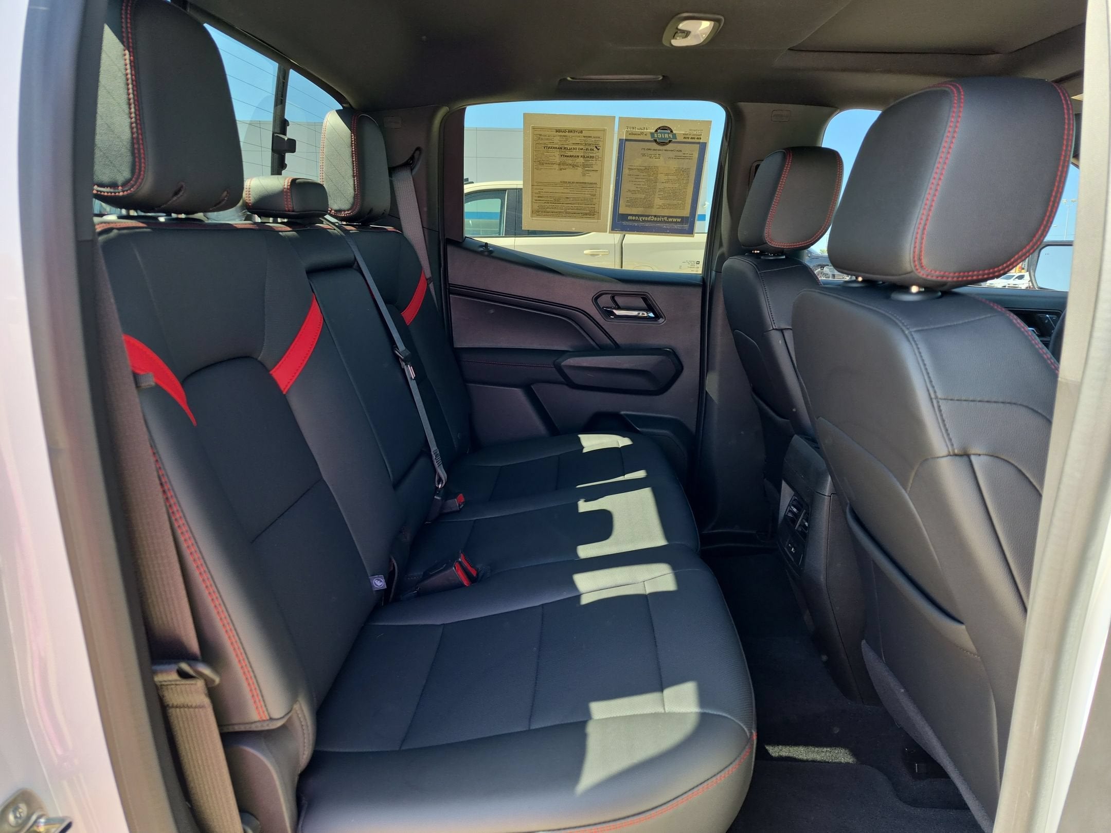 2024 Chevrolet Colorado Z71 - Photo 25
