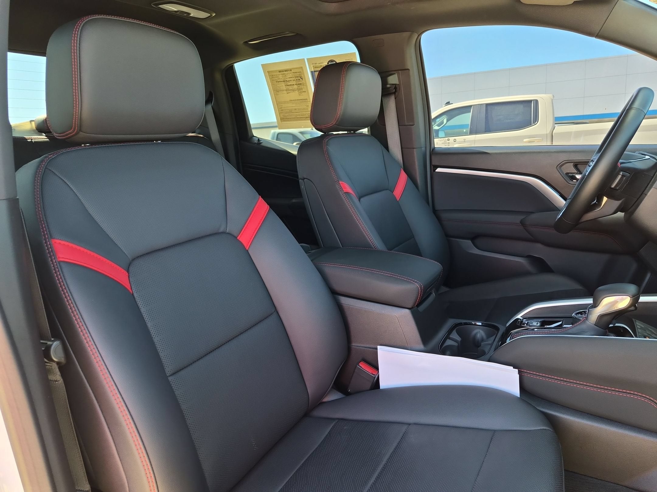 2024 Chevrolet Colorado Z71 - Photo 31