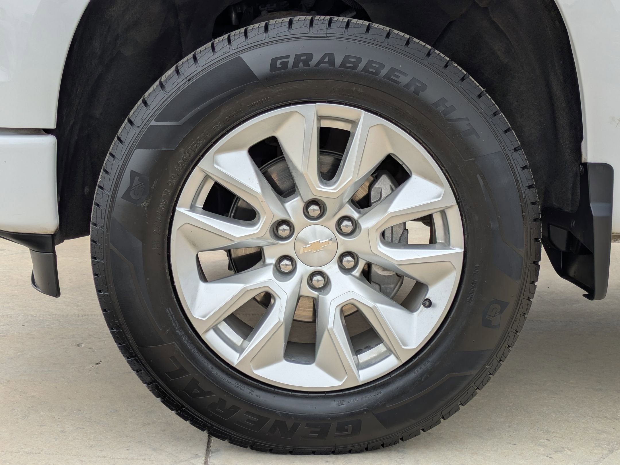 2023 Chevrolet Silverado 1500 Custom