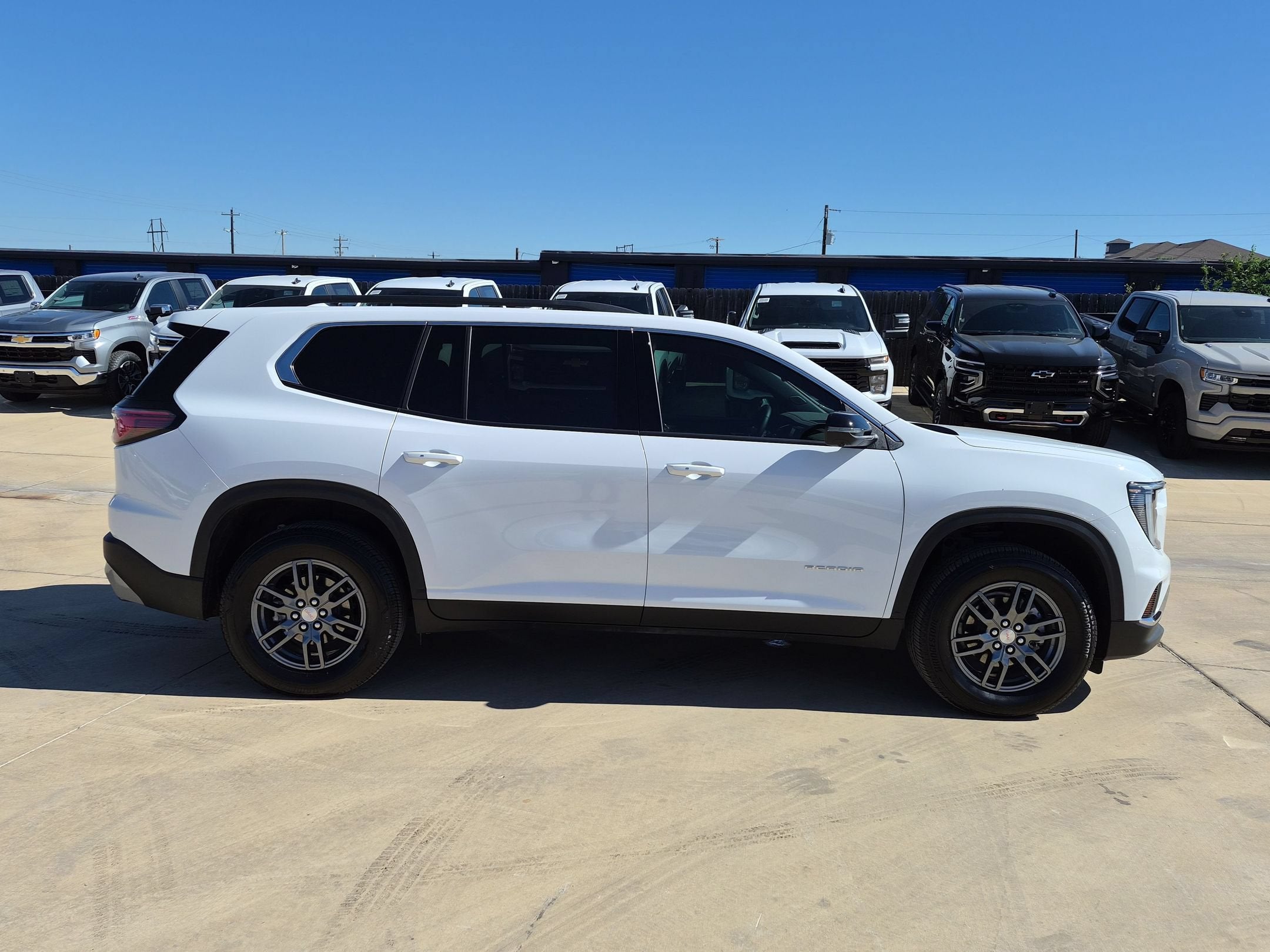 2025 GMC Acadia Elevation