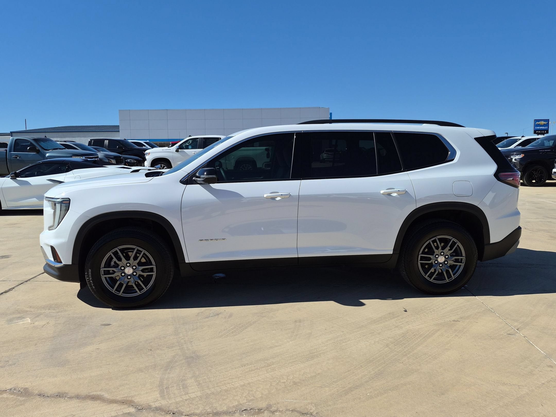 2025 GMC Acadia Elevation