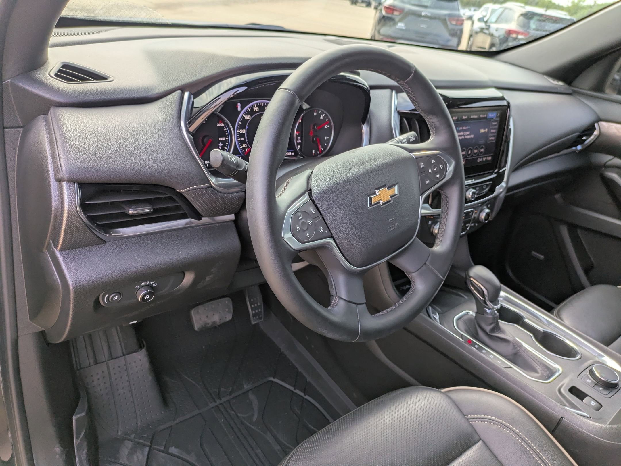 2023 Chevrolet Traverse Premier