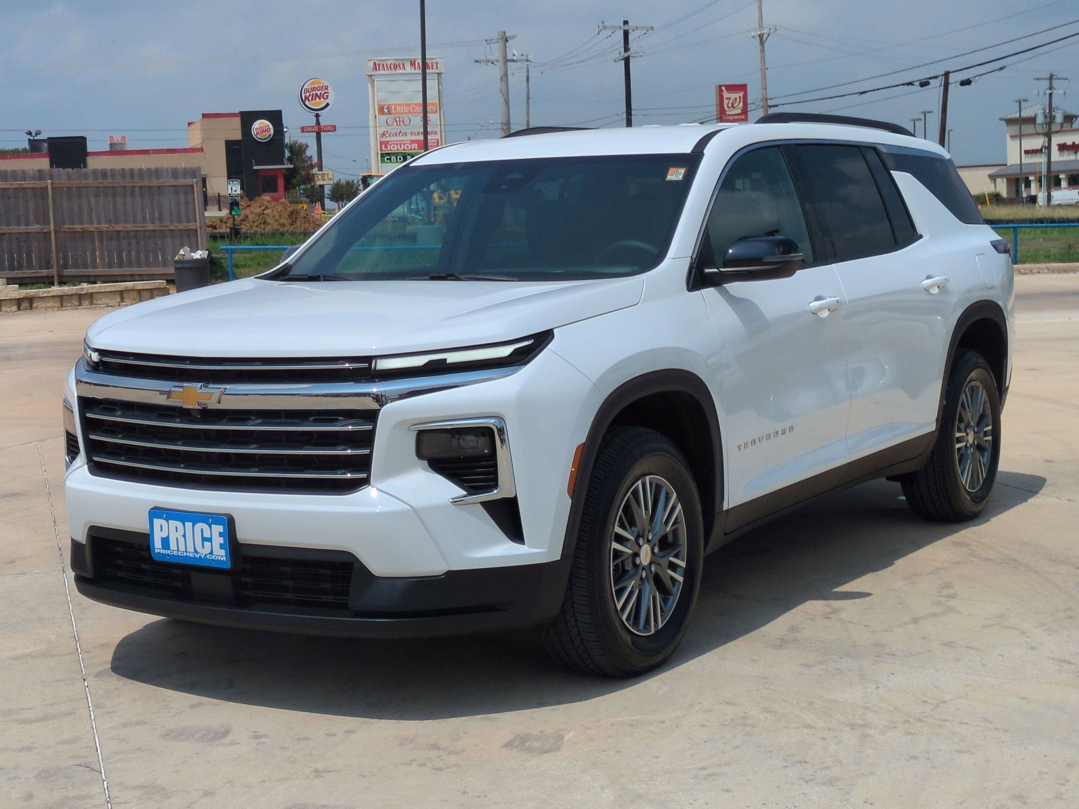 2026 Chevrolet Traverse LT
