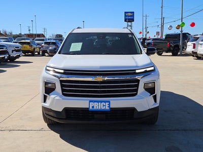 2025 Chevrolet Traverse LT