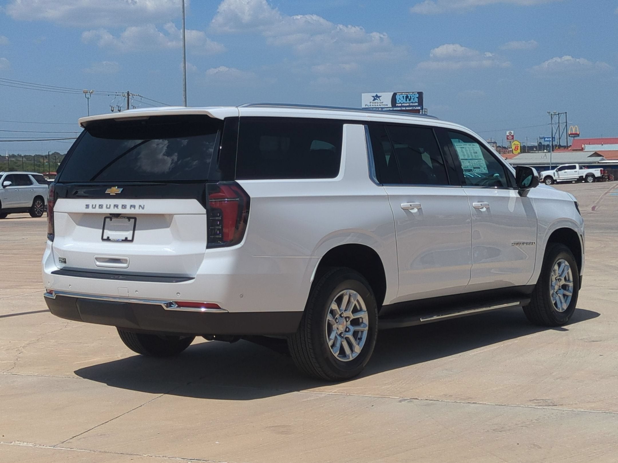 2026 Chevrolet Suburban LS