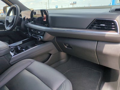 2025 Chevrolet Suburban LT