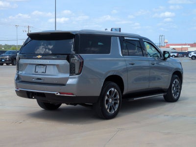 2025 Chevrolet Suburban LT