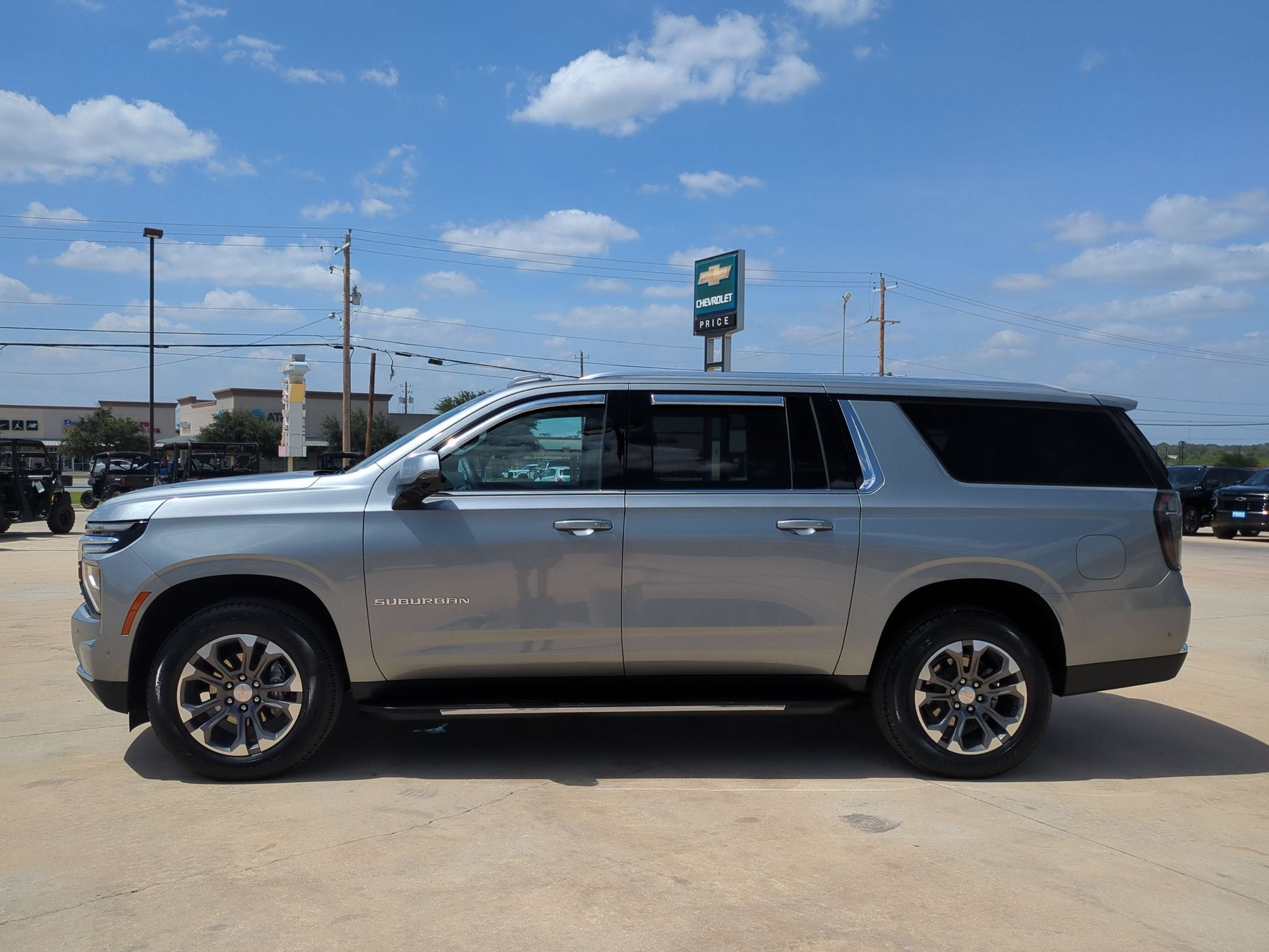 2025 Chevrolet Suburban LT