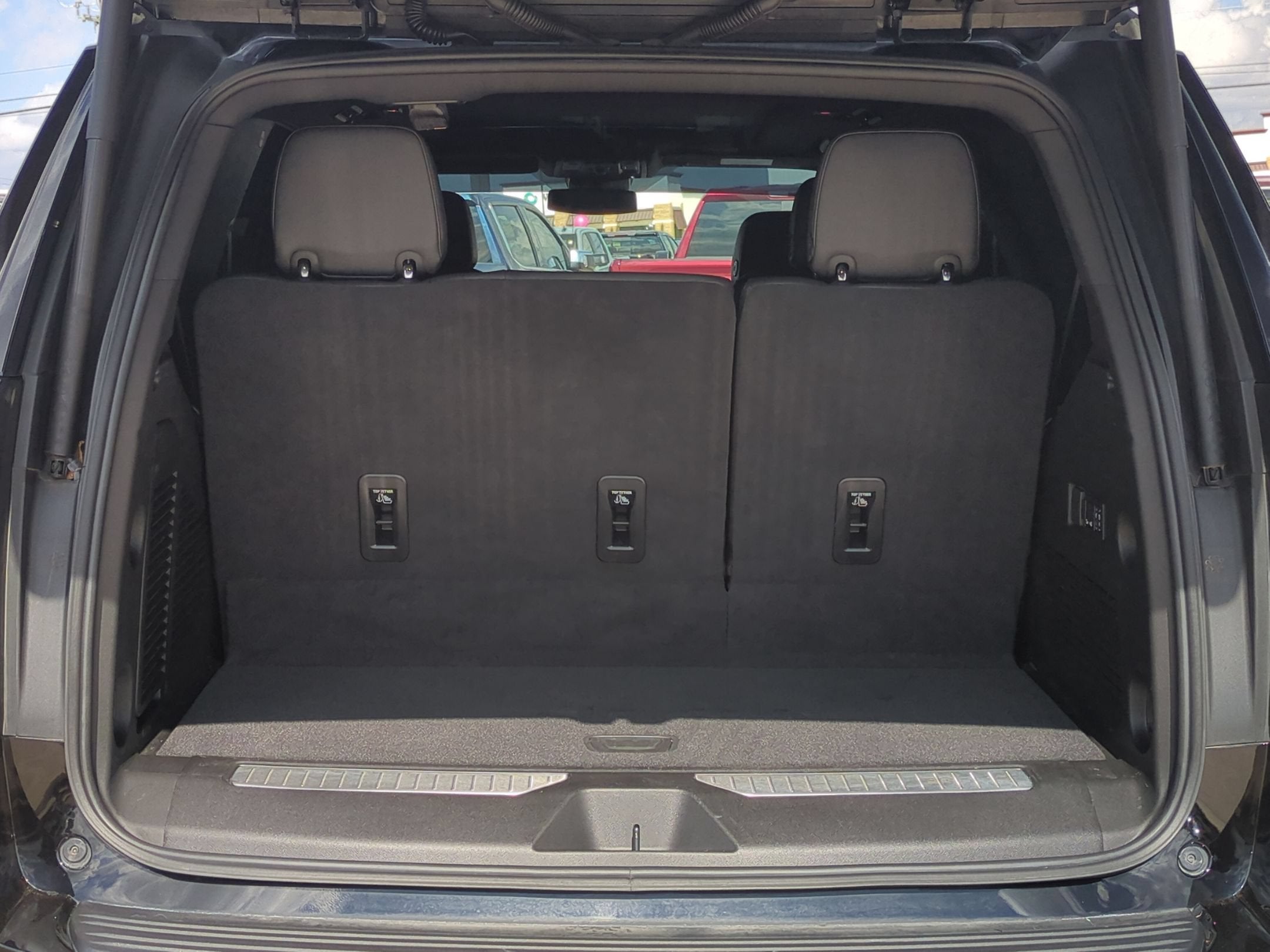 2025 Chevrolet Tahoe RST