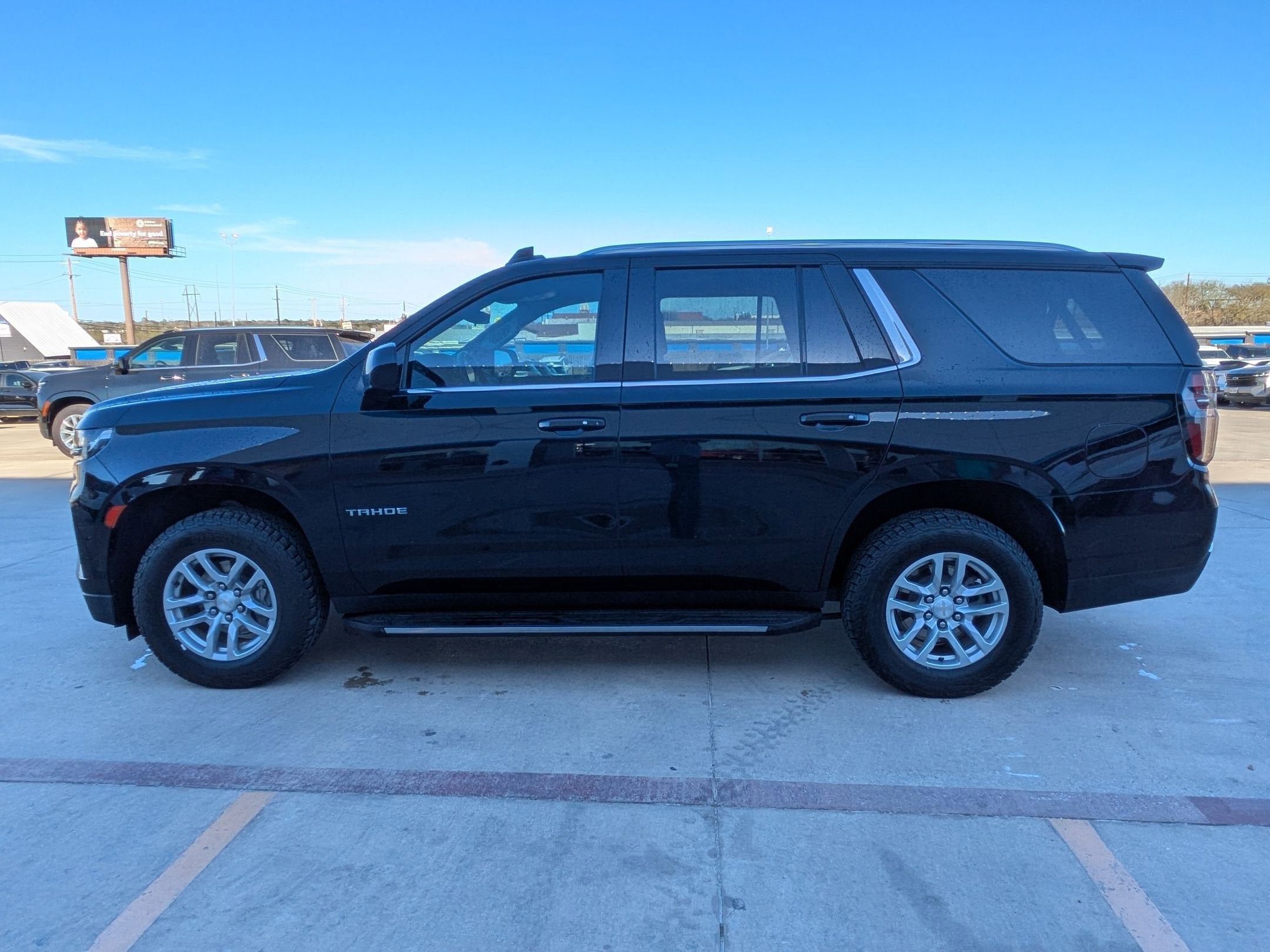 2023 Chevrolet Tahoe LS