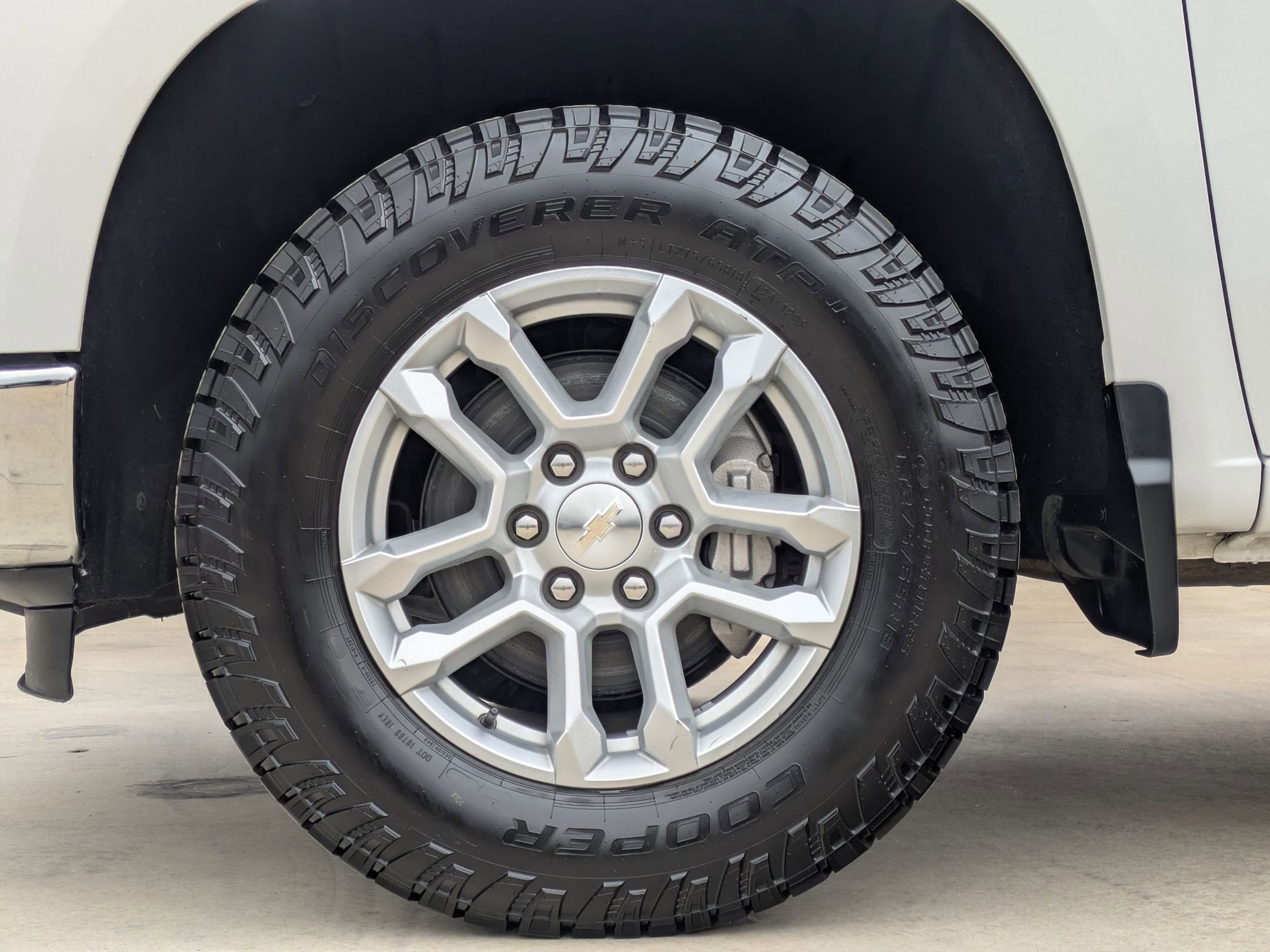 2023 Chevrolet Silverado 1500 LT