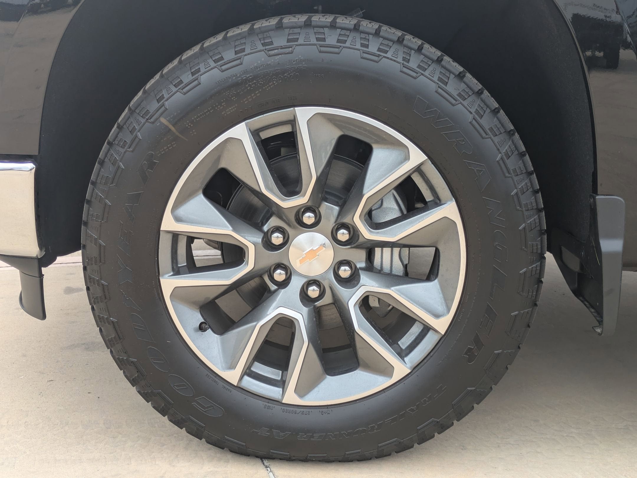 2025 Chevrolet Silverado 1500 LT