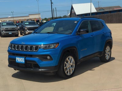 2024 Jeep Compass Latitude Lux
