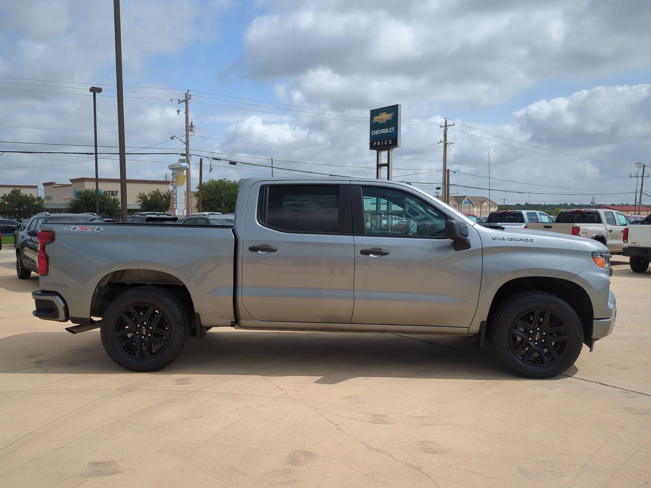 2024 Chevrolet Silverado 1500 Custom