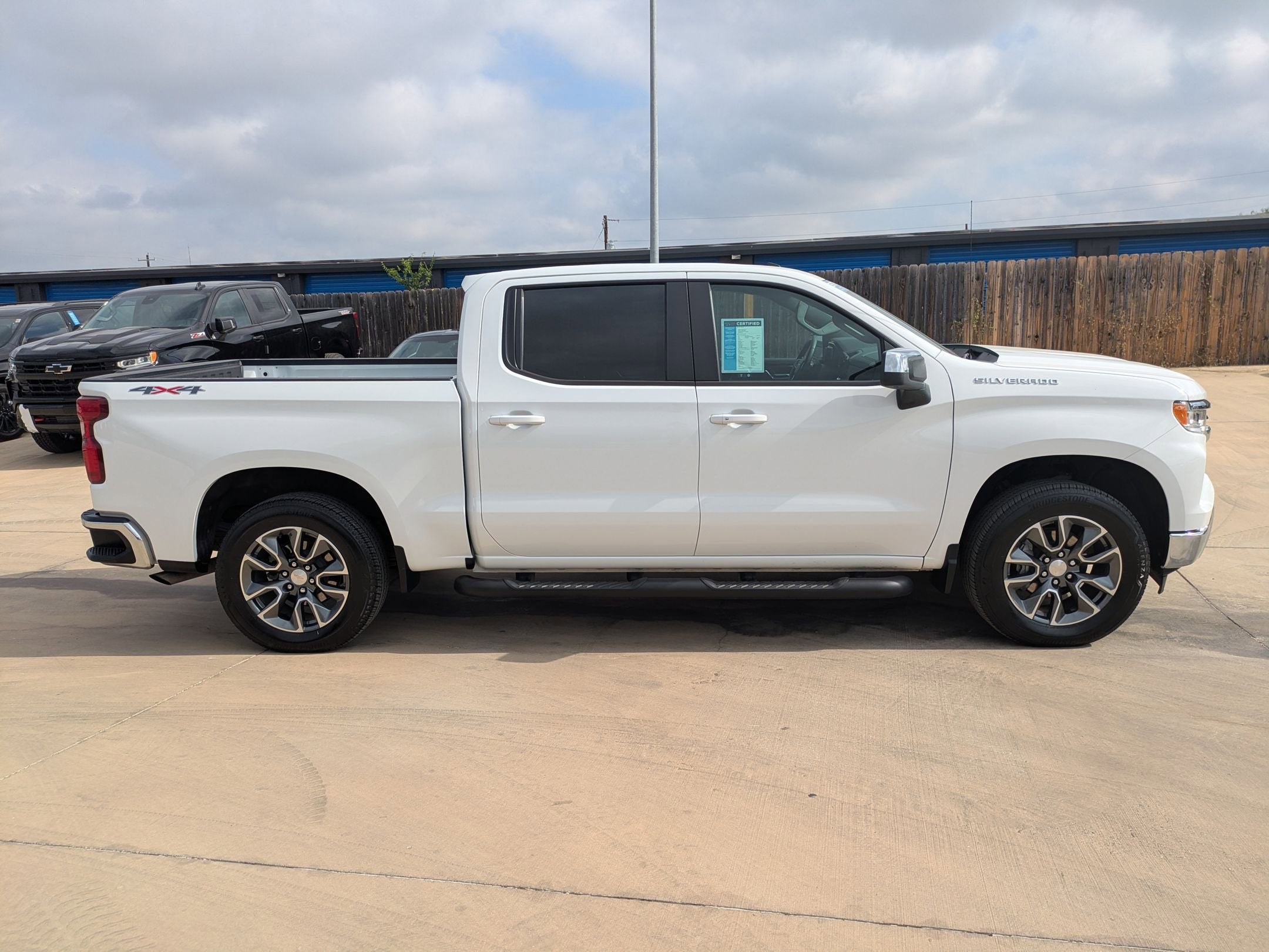 2023 Chevrolet Silverado 1500 LT (2FL)