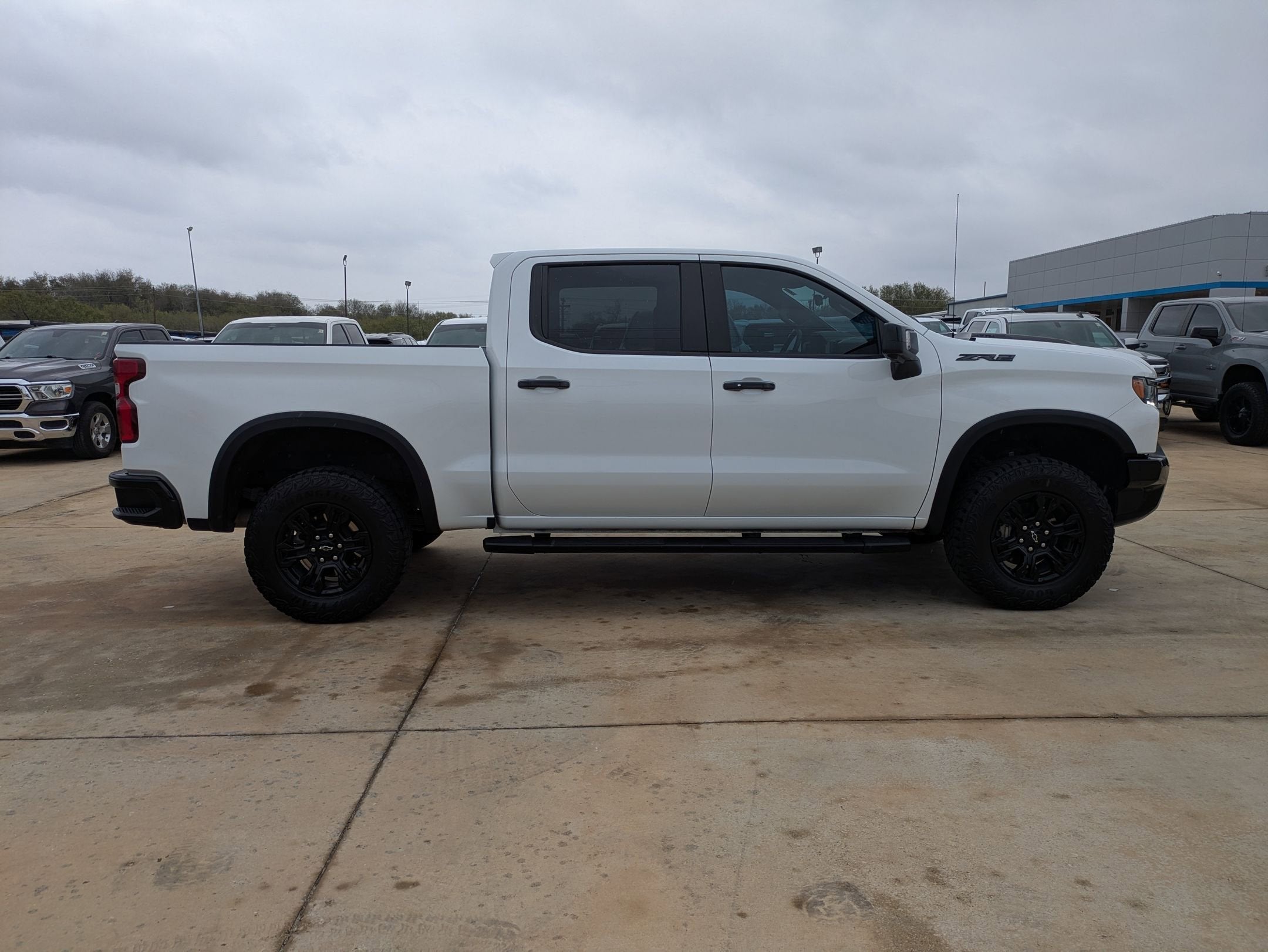 2023 Chevrolet Silverado 1500 ZR2