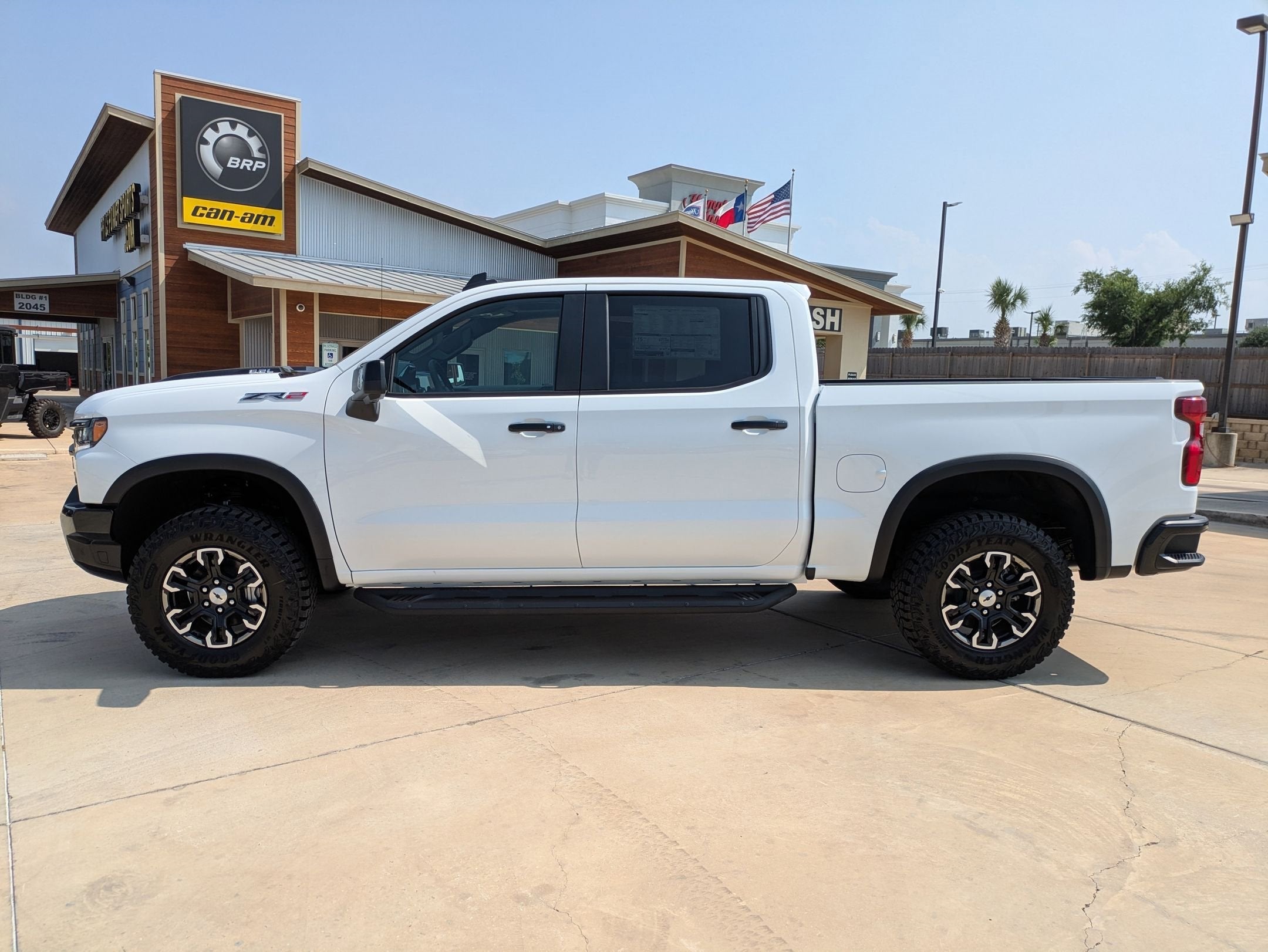 2025 Chevrolet Silverado 1500 ZR2