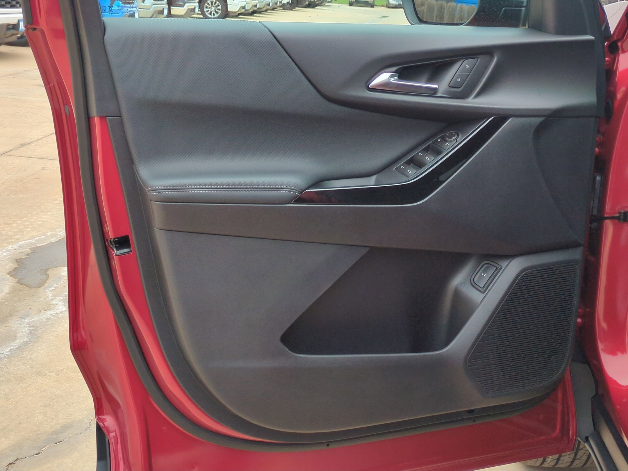 2026 Chevrolet Equinox LT - Photo 11