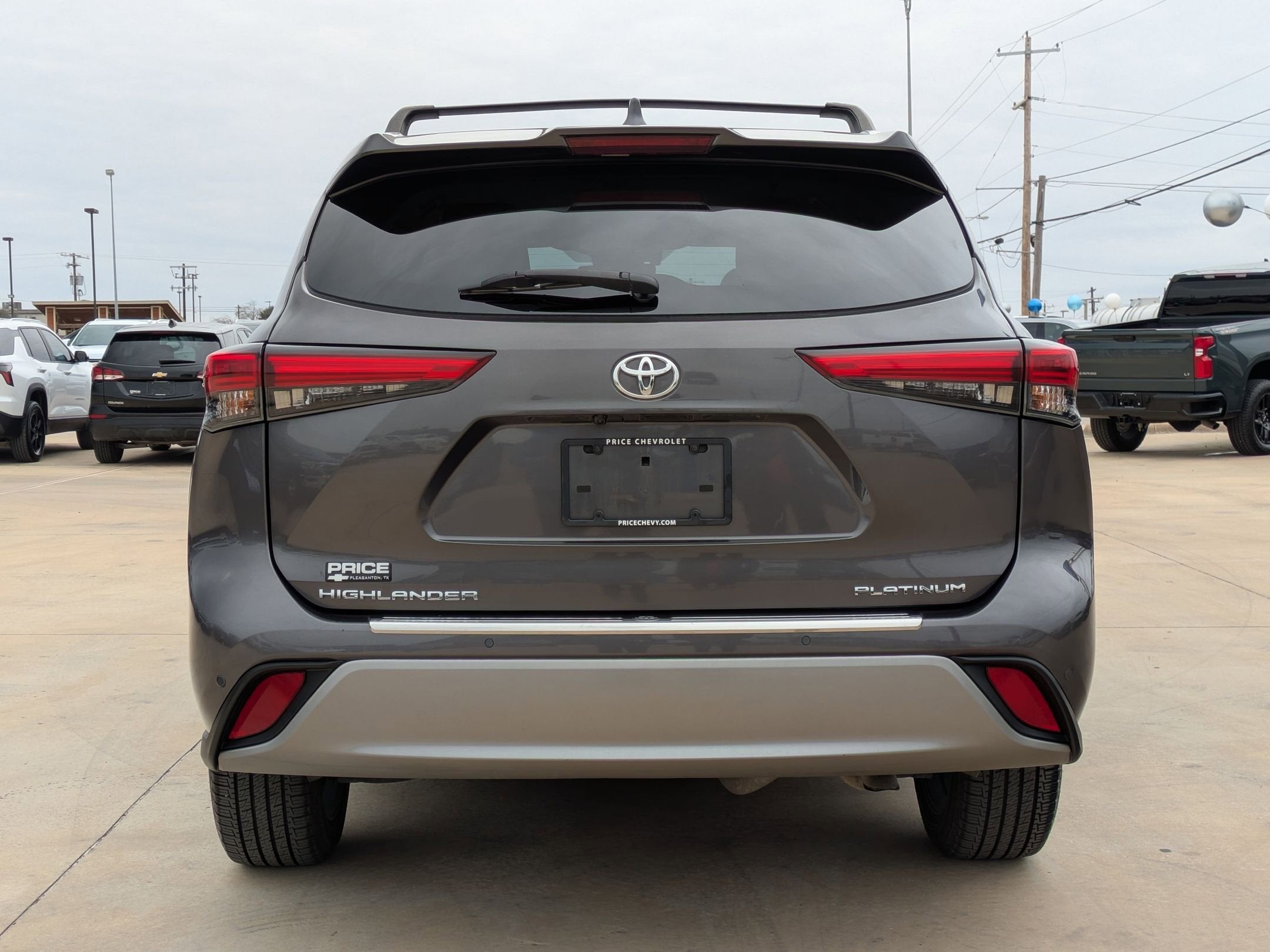 2022 Toyota Highlander Platinum
