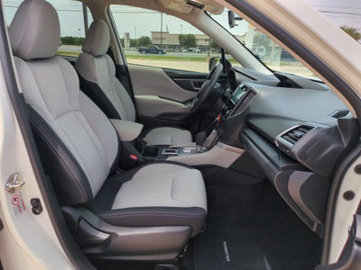 2019 Subaru Forester Base