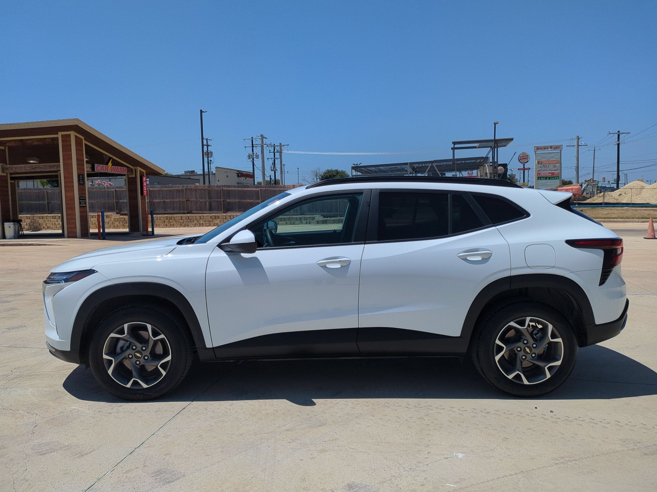 2025 Chevrolet Trax LT
