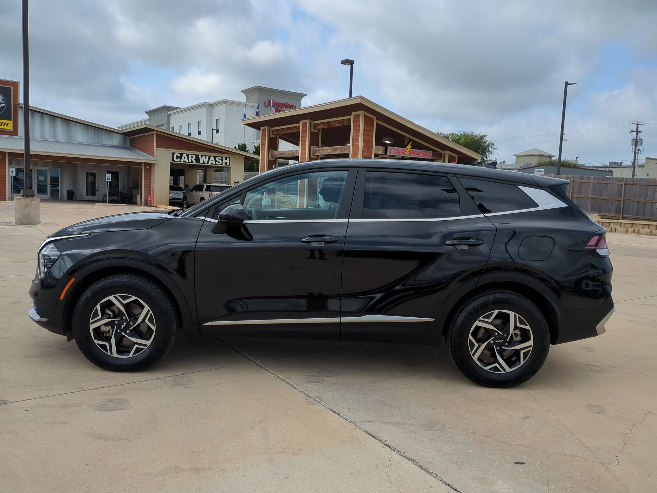 2024 Kia Sportage LX