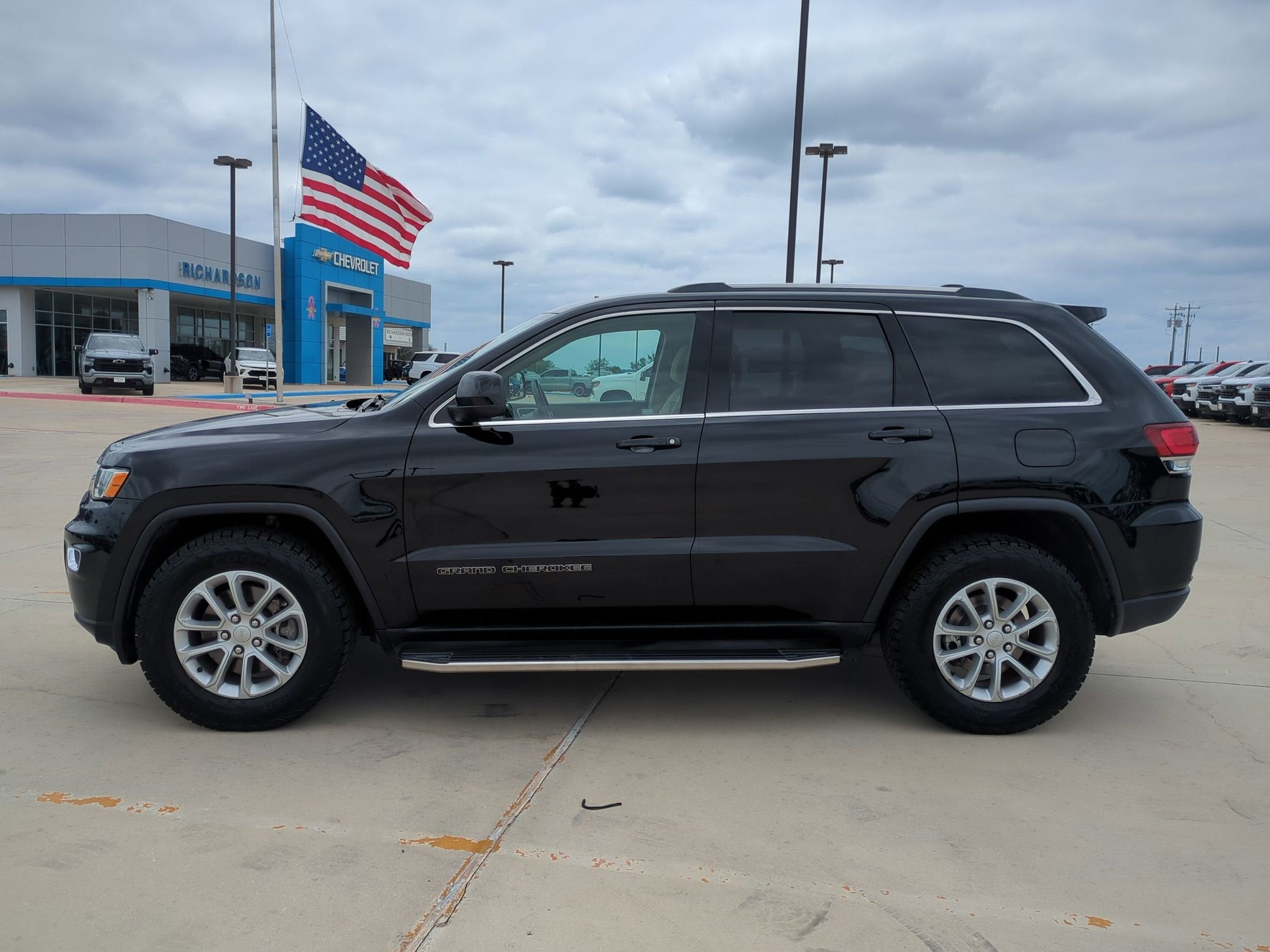 2021 Jeep Grand Cherokee Laredo E