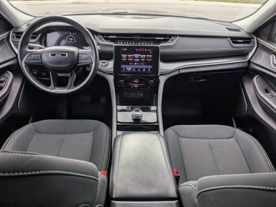 2022 Jeep Grand Cherokee Laredo