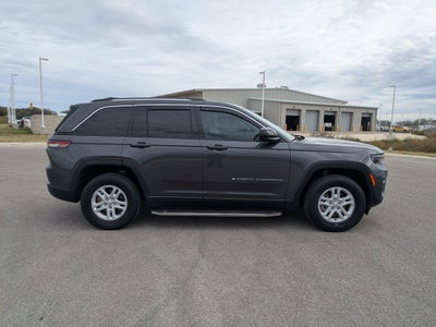 2022 Jeep Grand Cherokee Laredo