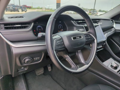 2022 Jeep Grand Cherokee L Laredo