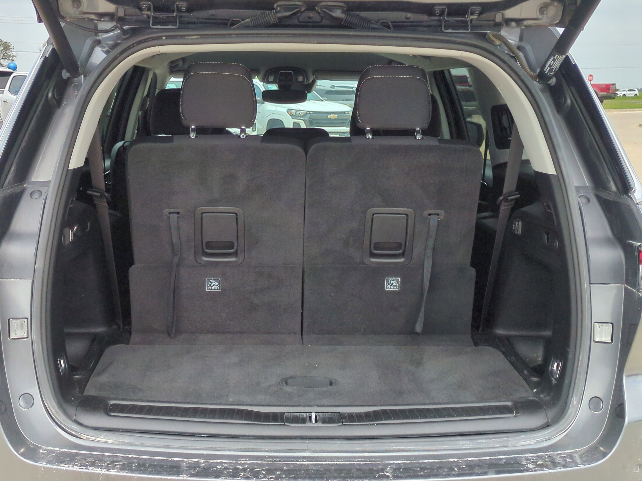 2022 Jeep Grand Cherokee L Laredo