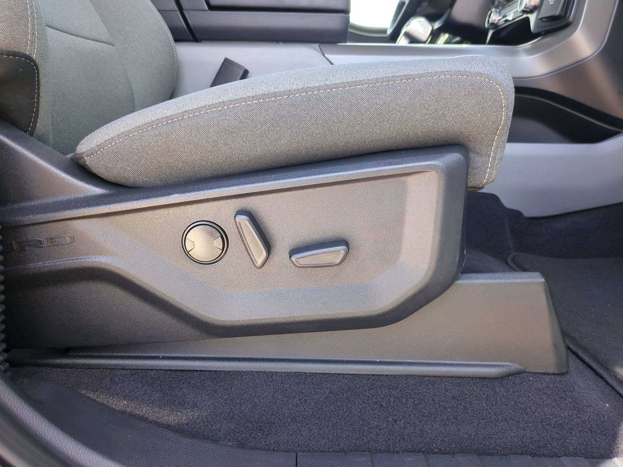 2023 Ford F-150 Lightning Pro