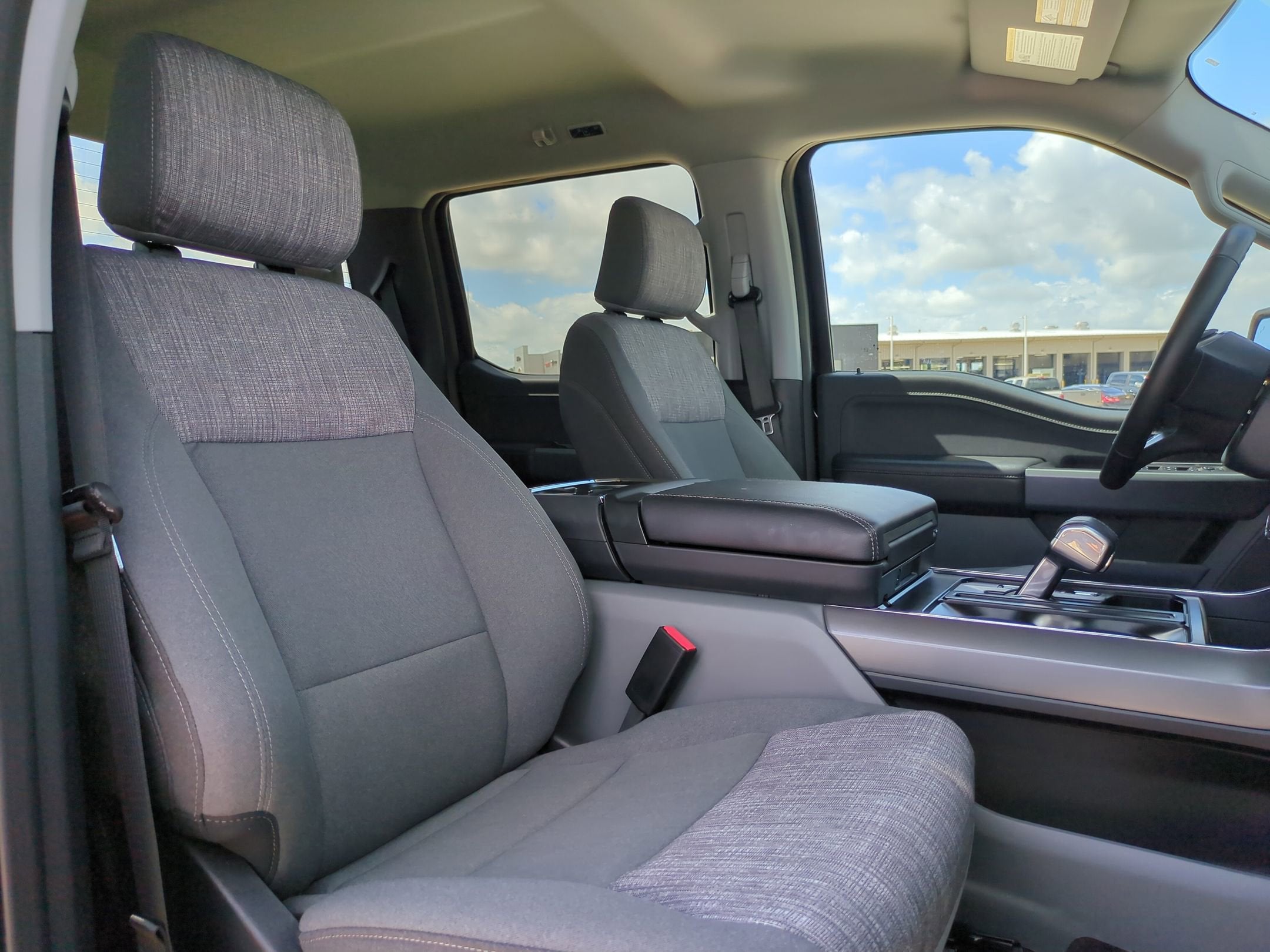 2023 Ford F-150 Lightning Pro
