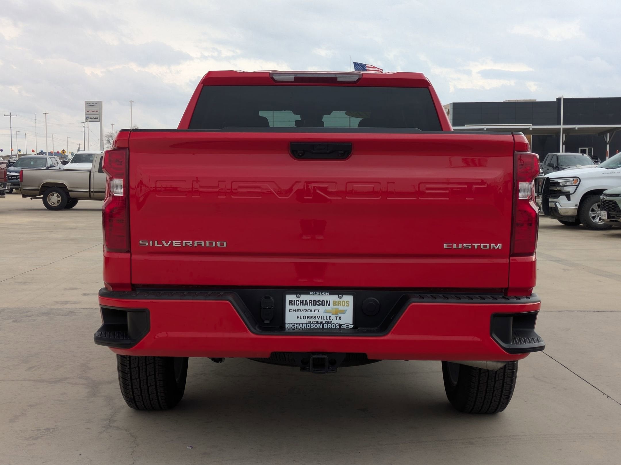 2025 Chevrolet Silverado 1500 Custom