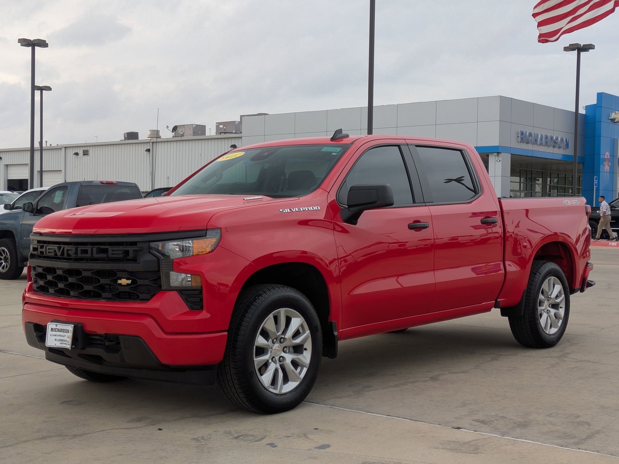 2025 Chevrolet Silverado 1500 Custom