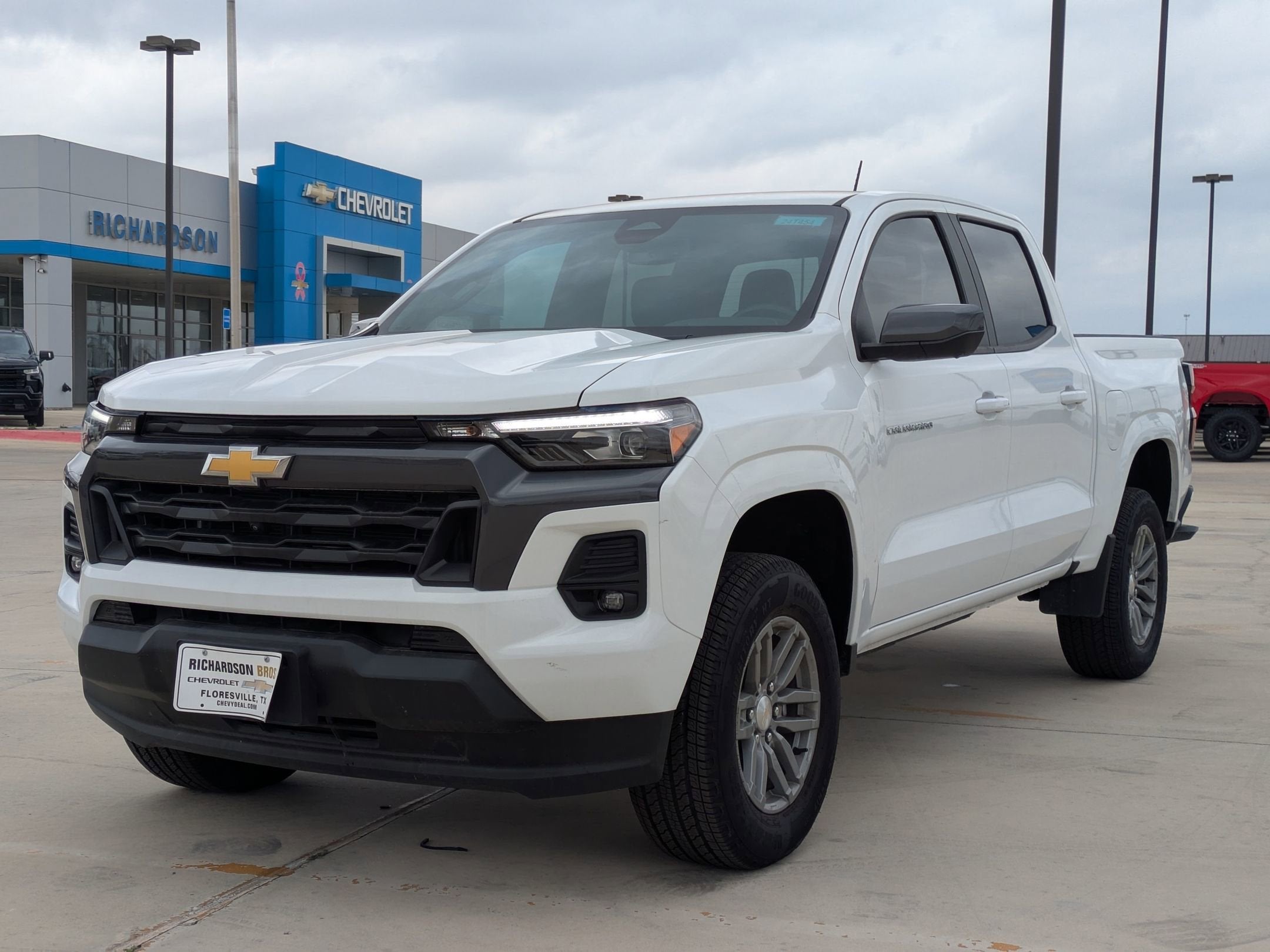 2024 Chevrolet Colorado LT