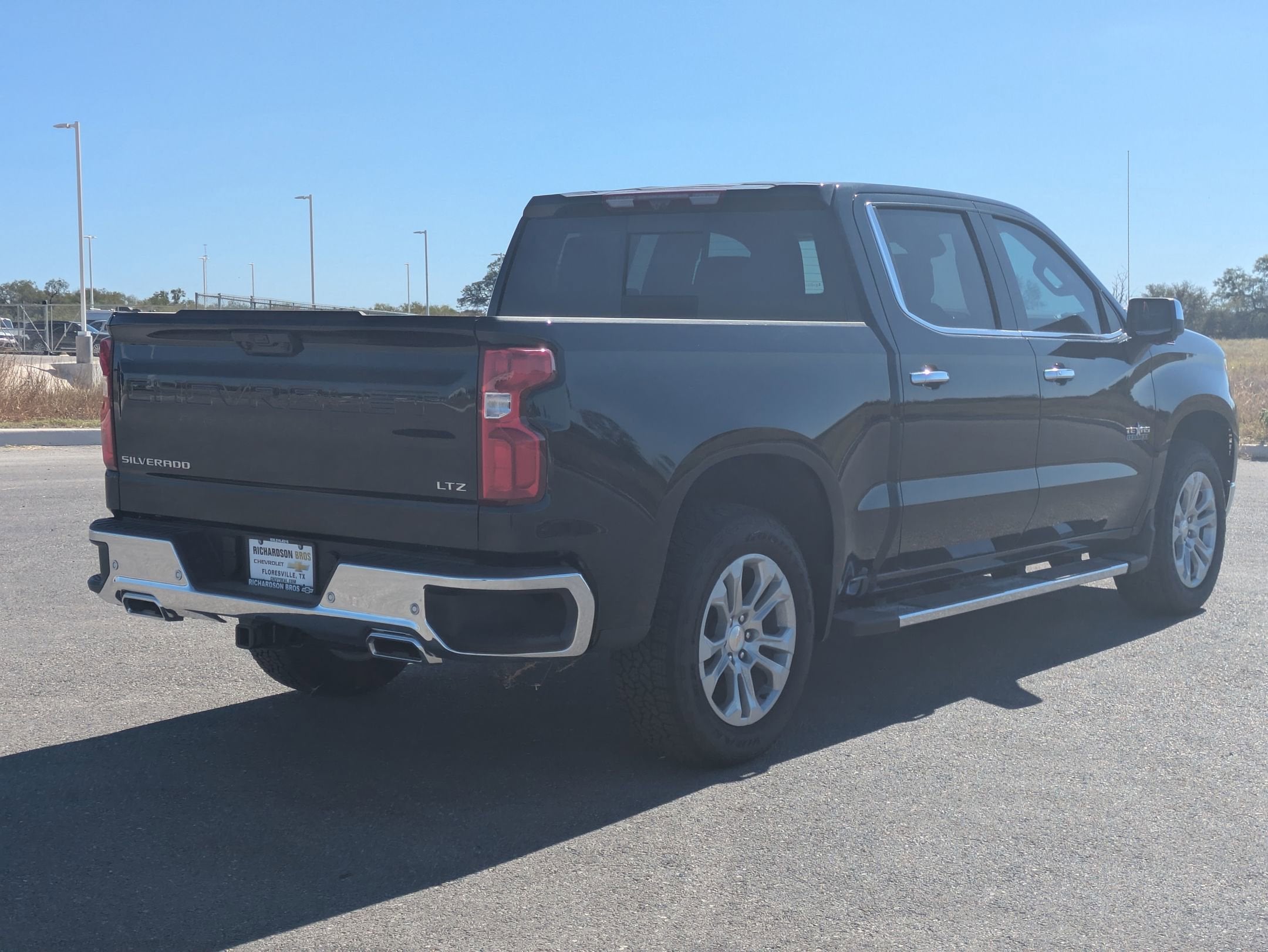 2025 Chevrolet Silverado 1500 LTZ