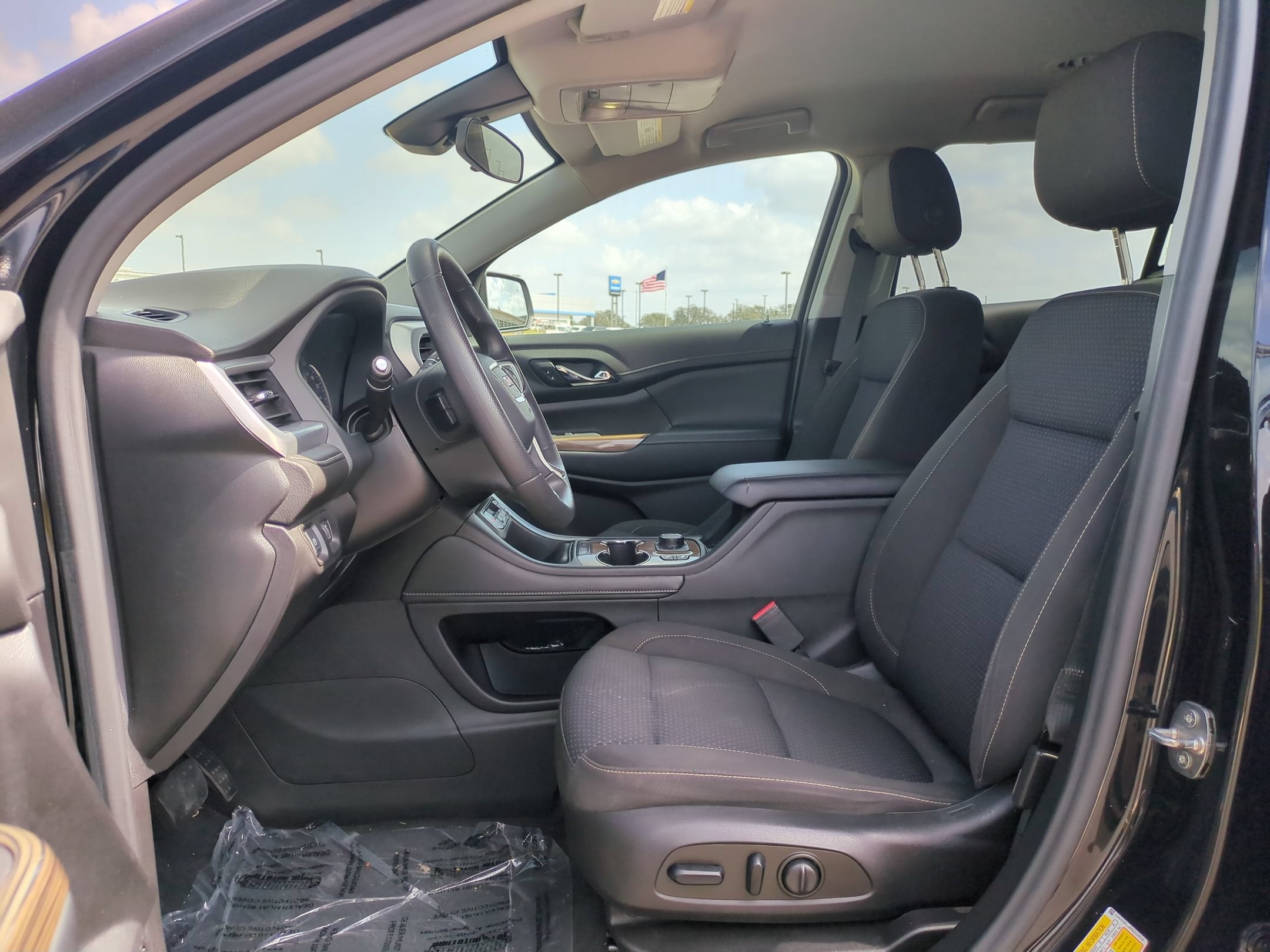 2022 GMC Acadia SLE