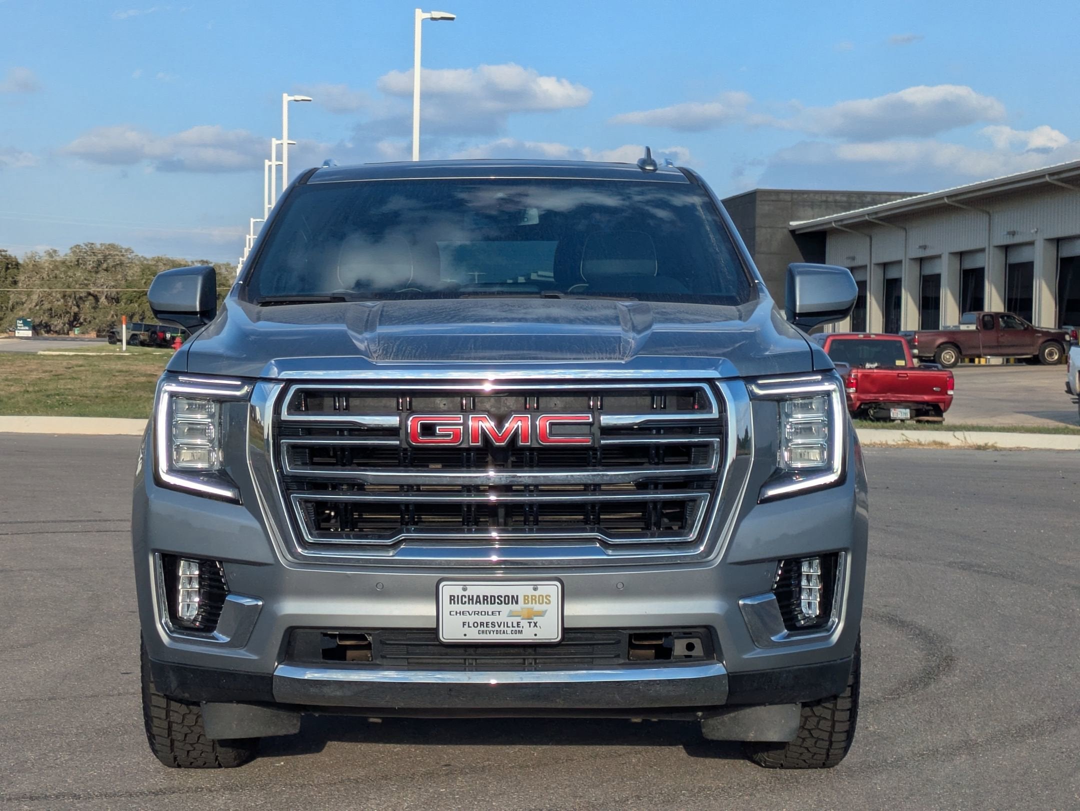 2023 GMC Yukon XL SLT