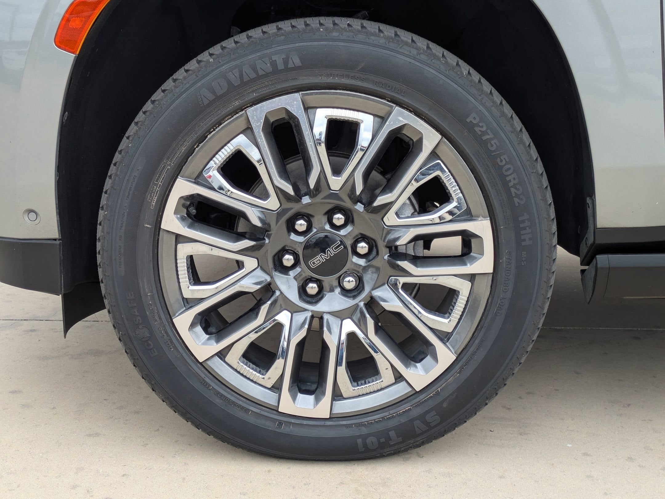 2024 GMC Yukon Denali Ultimate